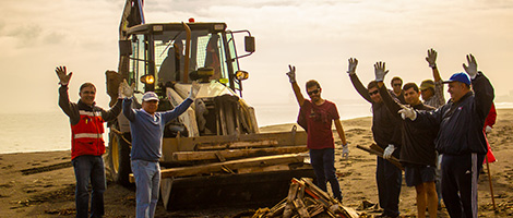 Exitosa actividad ambiental: limpieza de la playa de San Vicente